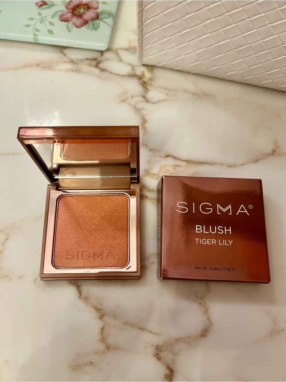 NWT Sigma Beauty Blush Tiger Lily — Coral Pink Glow